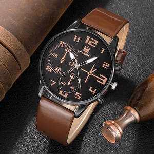 Ensemble de 5 montres-bracelets sport rétro pour hommes, tendance avec grand cadran à quartz, logo personnalisé, bracelet en plastique et cuir de luxe, livré en boîte - Product Image 3