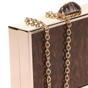 Sac à main d'embrayage marbré en résine à la main à la mode sac de boîte en acrylique à la mode avec vernis brillant pour les femmes élégantes à bas prix - Product Image 1