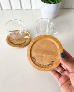 Juego de Posavasos de Bambú Ranurado con Soporte Vertical, Tapete Redondo para Bebidas, Protección de Mesa de Madera Natural, Ecológico, para Hogar, Bar y Cocina - Product Image 2
