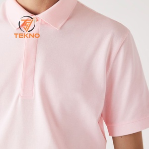 Polo de piqué de algodón elástico de color marrón claro 100% de corte regular con logotipo bordado personalizado con tapeta de botón oculta y costilla - Product Image 4