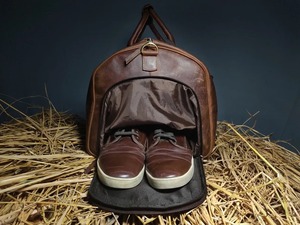 Grand sac de sport pour hommes Weekender en cuir véritable pleine fleur avec compartiment à chaussures, style tendance personnalisé - Product Image 3