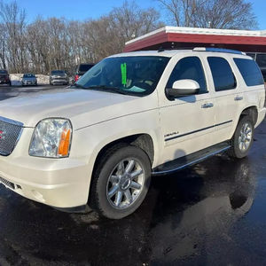 GMC Yukon SL 2014 d'occasion en parfait état - Product Image 1