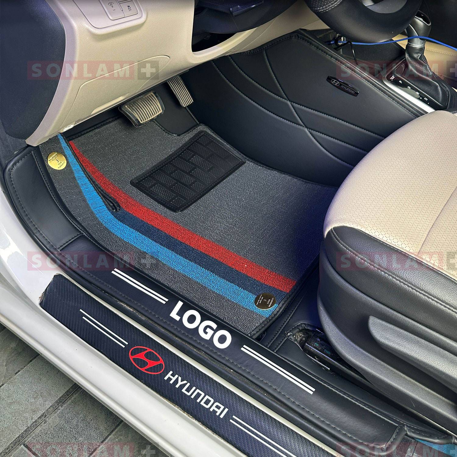 Nappa ผิวเรียบสีดำและชั้นสีดำกันเปื้อนลายทาง