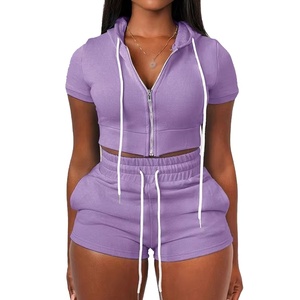 Logotipo personalizado recién llegados verano deporte gimnasio con capucha dulce Crop Sudadera con capucha y pantalones cortos dos 2 piezas conjunto de entrenamiento mujeres 2026 - Product Image 3