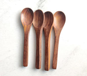 ชุดช้อนสมูทตี้โรสวู้ดแกะสลักด้วยมือพร้อมกระจกเหล็ก - Product Image 3