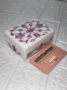 Vente en gros Stonecrafts International Boîte à bijoux florale carrée en marbre rose | Rangement décoratif moderne pour femmes | Gardez les bagues - Product Image 5