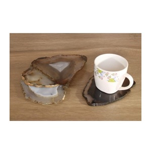 Posavasos de resina de alta moda llamativo hecho a mano Decoración de mesa mayorista directo con calidad superior - Product Image 1