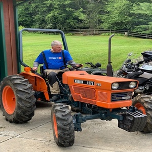 Entrega rápida en Kubota L275 Compre ahora En stock Tractor de calidad premium a precio mayorista diseñado para aumentar su productividad - Product Image 5