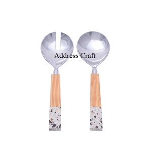 Ensemble de service à salade à prix abordable avec poignée en résine Ustensiles de cuisine en acier inoxydable Vaisselle Cuillère de service Fourchette Outils de cuisine - Product Image 3