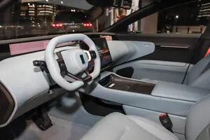 Haval R2 SUV AWD 2025 con Batería de Litio, Asientos de Cuero, Doble Tracción, Techo Panorámico y Cámara Trasera - Product Image 6