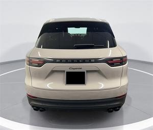 Increíble Porsche Cayenne Platinum Edition AWD 2022 Usado en Perfectas Condiciones, con Poco Kilometraje, en Existencia, Ofrecido a un Precio Increíble - Product Image 2