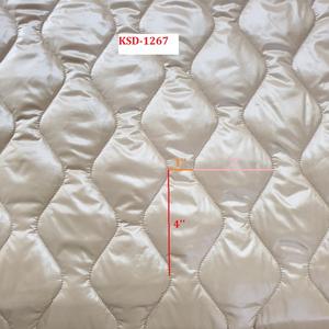 KSD 1338 Machine à courtepointe pour 2-5 couches de haute qualité 100% polyester motif brodé respectueux de l'environnement pour la maison d'hôtel - Product Image 5