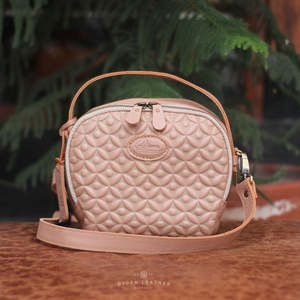 Sac Harmony en relief fabriqué à la main élégant nu Mini bandoulière doux en cuir pleine fleur fermeture à glissière Durable étanche Indonésie - Product Image 3