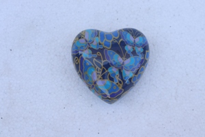 Urna de cremación conmemorativa infantil en forma de corazón azul de latón de la mejor calidad para proveedor de fabricación funeraria de India - Product Image 6