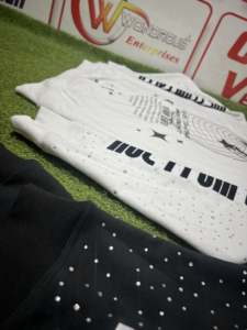 เสื้อฮู้ดดี้พิมพ์ลายพัฟฟ์ ผ้าซาตินประดับเพชร แต่งลายปักแบบดิสเทรส สไตล์สตรีทแวร์ ผ้าเฟรนช์เทอร์รี่เนื้อหนา สำหรับฤดูหนาว - Product Image 6