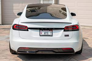 Tesla Model S Plaid 2024 Usado - Product Image 3