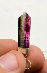 Pendentif en pierre précieuse tourmaline naturelle fait à la main en argent sterling 925 collier bijoux artisanaux fins - Product Image 5