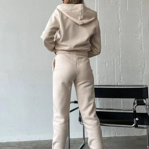 Sweat-shirts à capuche oversize pour femmes de qualité supérieure, en coton, à col rond, à fermeture éclair, avec motifs graphiques, pour un usage quotidien - Product Image 4