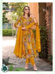 Conjunto Kurti Elegante con Corte Alia en Tela Estampada de Rayón para Mujer, Último Diseño de Ropa Étnica de Tres Piezas con Pantalón y Dupatta - Product Image 5