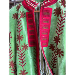 Blazer d'automne pour femmes, style chinoiserie, veste matelassée, broderie florale, velours réversible, vert mousse/scarlet, veste bomber courte en cuir - Product Image 2