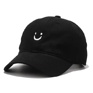 Gorra de béisbol ajustable para hombre con bordado personalizado OEM Streetwear Hat para uso diario o deportivo al aire libre al por mayor - Product Image 1