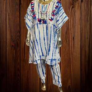 Beau tissu en rayonne avec broderie miroir, Kaftan Tai Dai de travail avec des détails et des glands assortis au pantalon Tai Dai - Product Image 1