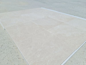 2023 marbre Beige crème dégringolé personnalisable 10x305x305mm terrasse en pierre naturelle lisse extérieur contemporain vente directe d'usine - Product Image 3