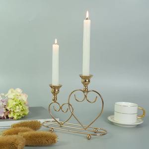 Porte-bougie en métal doré élégant en forme de cœur, parfait pour la décoration de table, la décoration de la maison, une ambiance romantique et des célébrations, en provenance d'Inde - Product Image 5