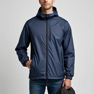 Chaquetas cortavientos negras de alta calidad para hombre, chaqueta de lluvia para senderismo al aire libre para hombre, chaqueta cortavientos con capucha y cremallera de montaña personalizada - Product Image 4