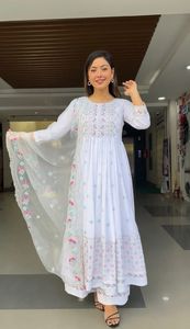 ล่าสุดนักออกแบบชุดเย็บปักถักร้อยผ้าฝ้ายผ้าไหมทํางาน Anarkali By Fab Zone - Product Image 3