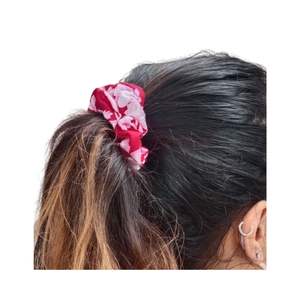 Coleteros de tela hechos a mano, coloridos y únicos, de 15*5 cm, que promueven la sostenibilidad y la moda sin residuos. - Product Image 5