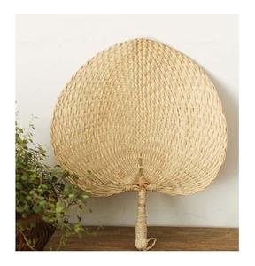 Ventilateur en bambou naturel de meilleure qualité pour mariage et décoration de la maison Ventilateur en bambou fabriqué au Vietnam - Product Image 1