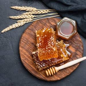 Vietnam Miel naturel en nid d'abeille-Comestible & Vente en gros - Product Image 1