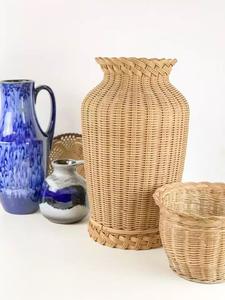 Best-seller vases rustiques en rotin de couleur élégante vase personnalisé en rotin robuste pour la décoration intérieure - Product Image 2