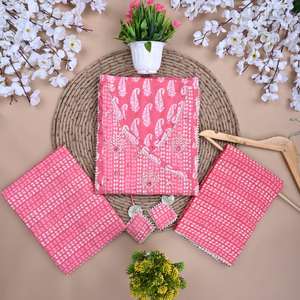 Costume en coton non cousu traditionnel sérigraphié avec Dupatta (rose) Size-SHKS1105 gratuit - Product Image 1