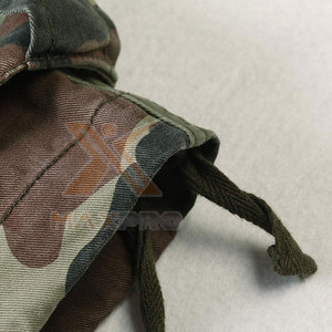 Shorts Cargo de Color Sólido Hechos en Pakistán, Shorts Cargo para Hombre de Alta Calidad, Shorts Cargo Cómodos para Hombre - Product Image 3