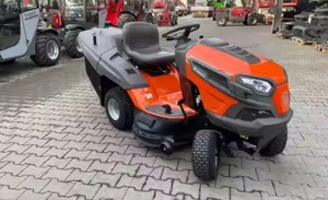 Petit tracteur à gazon électrique 15Hp 4WD Zero Turn avec moteur 125cc 2 temps pour le jardin domestique - Product Image 6