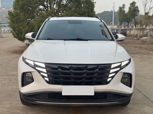 Precio de Fábrica en China, Usado para <span class=keywords><strong>Hyundai</strong></span> <span class=keywords><strong>Tucson</strong></span> <span class=keywords><strong>2023</strong></span> 1.5T SUV Compacto de Gasolina con Interior Personalizable - Product Image 2