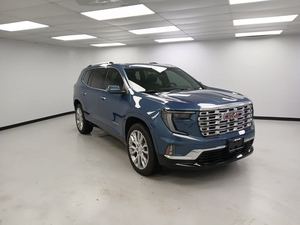 GMC Acadia Denali AWD 2026 d'occasion en bon état - Product Image 2