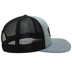 Casquette Trucker 6 Panneaux Personnalisée avec Logo OEM, Patch Textile, Structurée, Gris et Noir, Maille, Boucle Simple en Plastique, Vente en Gros - Product Image 4