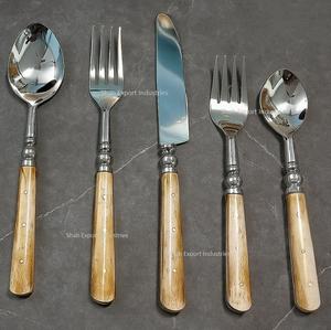 Juego de cubiertos de acero inoxidable chapado de lujo con asas de hueso antiguas Diseño elegante moderno para bodas en casa y decoración de cena - Product Image 4