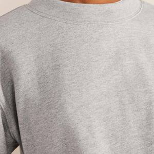 Venta caliente ropa de calle de invierno para mujer de manga larga Crop Top Pullover Hoodie con bordado frontal y logotipo impreso cuello con capucha - Product Image 3