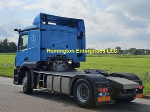 Camion tracteur Mercedes-Benz Actros 1832 6x4 2019, transmission automatique diesel, Euro 6, camion de transport logistique lourd - Product Image 3
