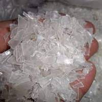 Flocons de bouteilles PET haute brillance de qualité export - Nettoyés, triés, lavés à chaud, qualité moulage pour applications de fabrication mondiale de recyclage