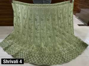 Vente en gros Filet brodé de paillettes Lehenga Choli avec 3m de flair Long Blouse Designer Bordure Dupatta Party Floor-Length Modern - Product Image 5