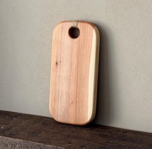 Planche à découper en bois massif naturel de qualité supérieure, forme rectangulaire, lavable au lave-vaisselle, épaisseur personnalisable, finition lisse et polie - Product Image 5