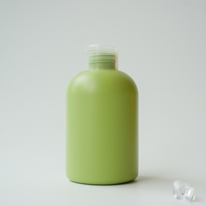 NBT Bouteille en plastique HDPE vide de 300ml au design plat en rose et vert pour shampoing, gel douche et nettoyant pour le visage - Product Image 1