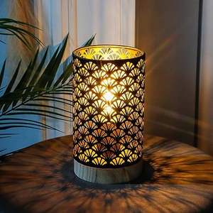 ที่วางเทียนเหล็กสำหรับตกแต่งที่มีลวดลายดอกไม้ตัดเป็นชิ้นกลางห้องนั่งเล่นและไฟเทศกาล - Product Image 1