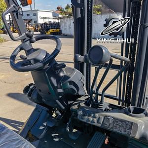 Chariot élévateur d'occasion Komatsu FD25-16, Japon, 2,5 tonnes, moteur Yanmar 4D94LE, machine d'occasion, alimenté au carburant, 2500 kg - Product Image 6