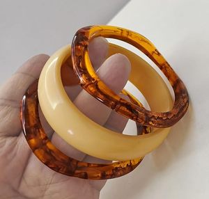 Bracelets empilables en résine fine, colorés et artisanaux, crème, ombrés, pour l'Inde, bracelets faits à la main - Product Image 1